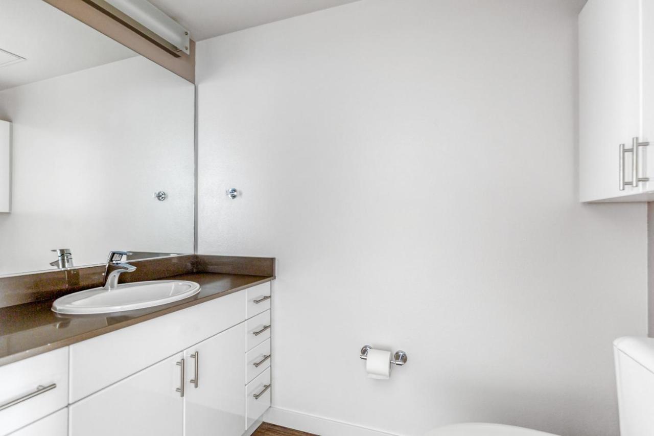 Ballard 1br W Bbq Lounge Wd Onsite Retail Sea-327 Apartment *